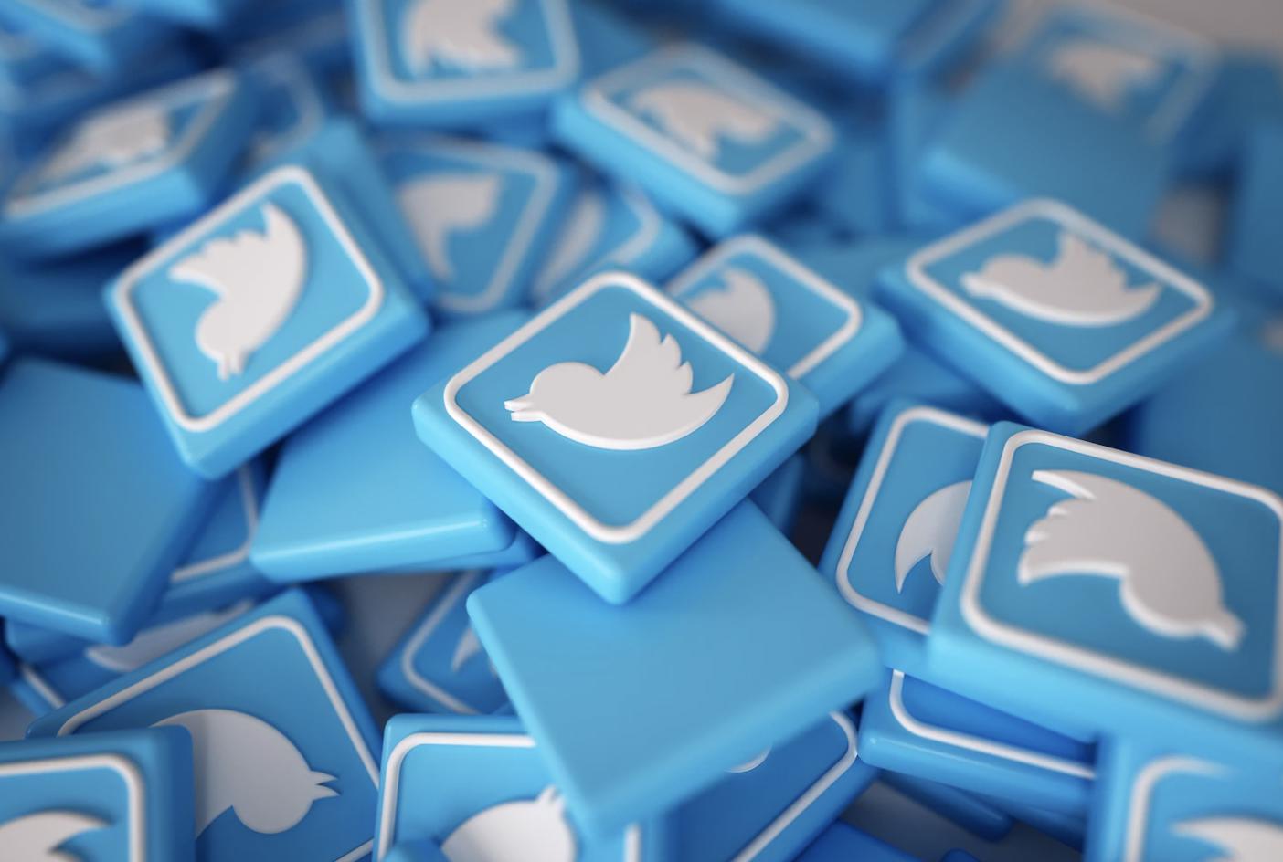 https://www.freepik.com/free-photo/pile-3d-twitter-logos_1191372.htm#query=twitter&position=2&from_view=search&track=sph